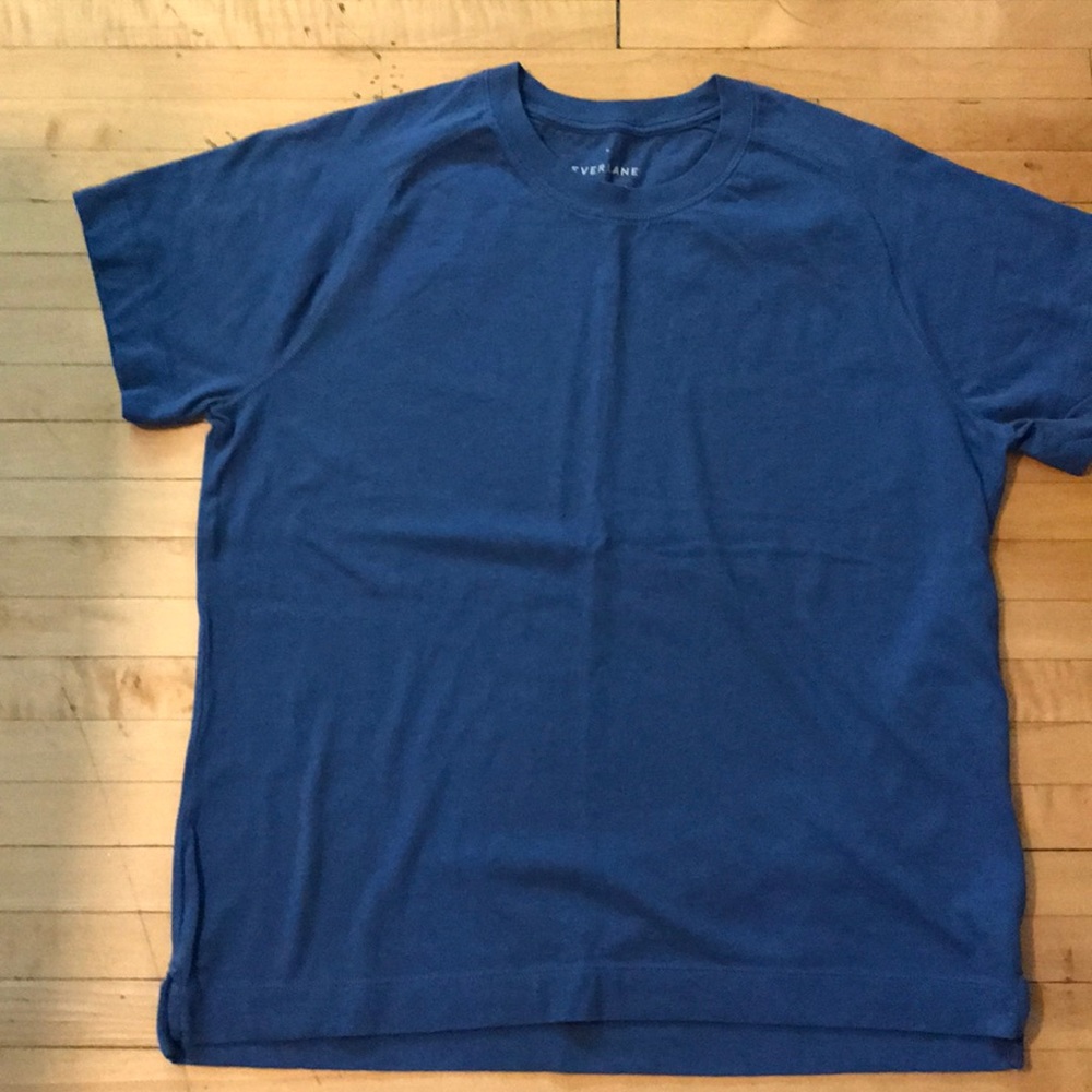 Everlane Raglan tee